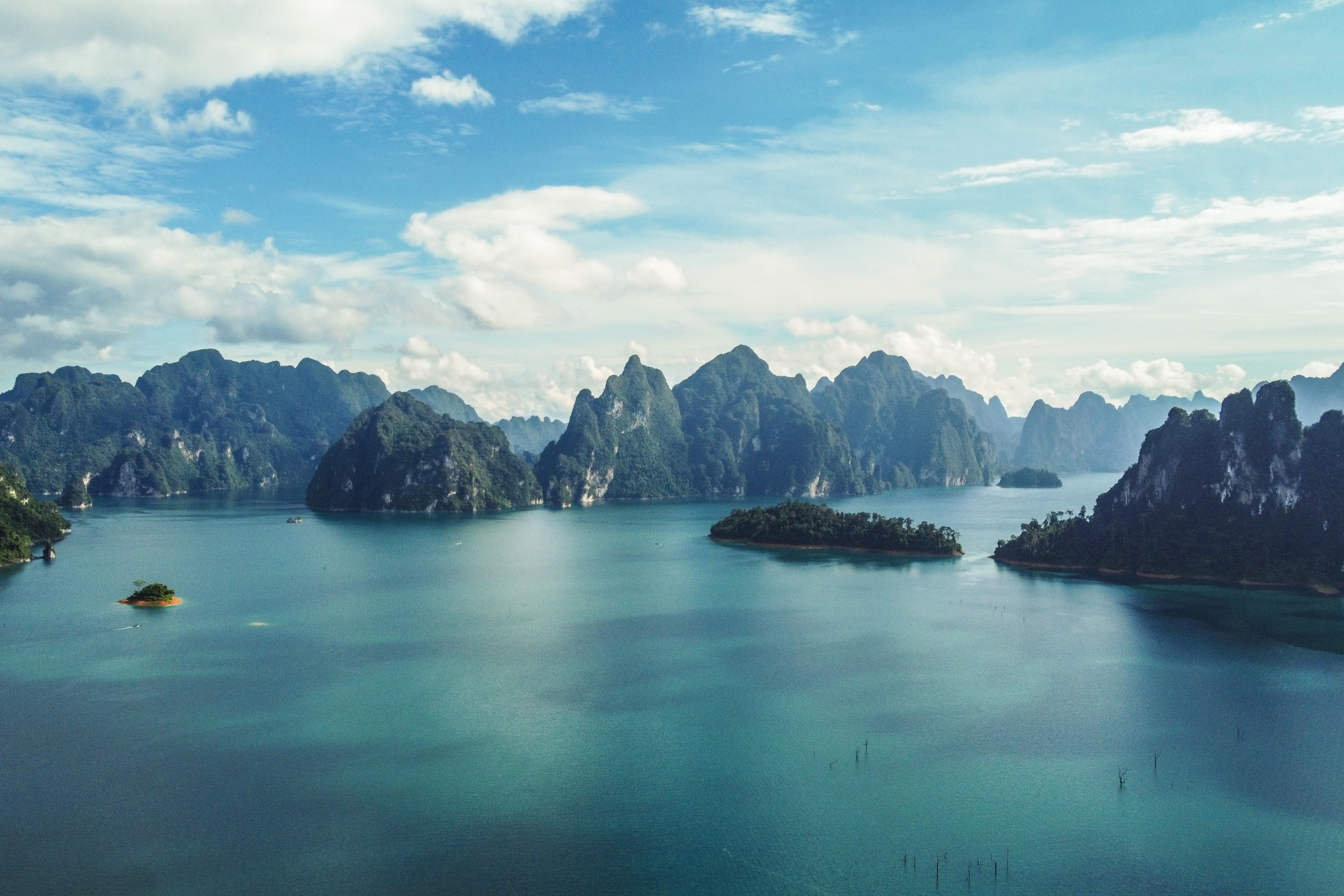 cheow larn lake, surat thani (3).webp